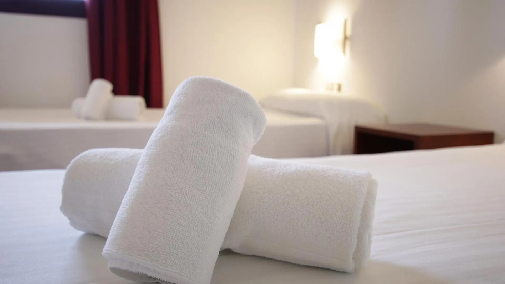 Отель Ohtels Мазагон